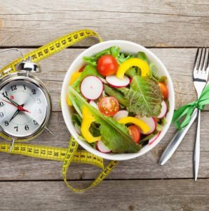 Выбор стратегии снижения веса: диеты или интервальное голодание – какой подход подходит вам?