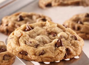 Discover the mouthwatering fusion of flavors with crossover cookies