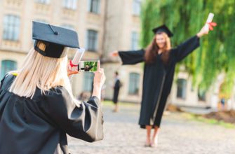 Capturing Memories: Top Tips for the Perfect College Graduation Picture